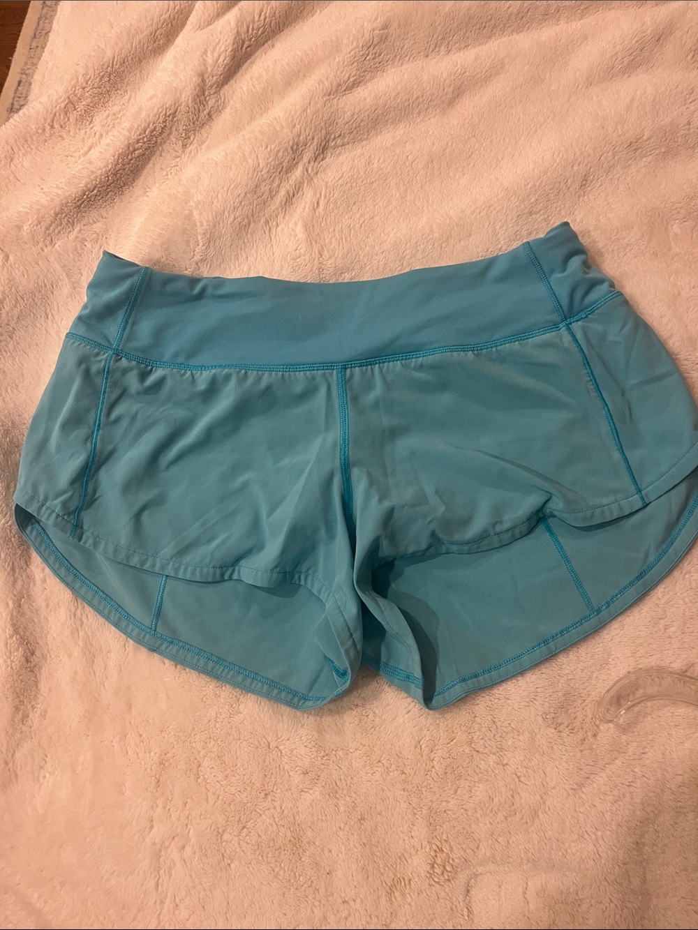 Light Blue lululemon Women's Athletic speed up Running Shorts 2.5 low rise